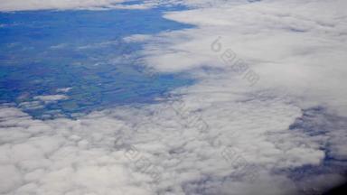 空中视图欧洲飞机窗口云地球形状的轮鱼眼视图镜头伦敦罗马白天